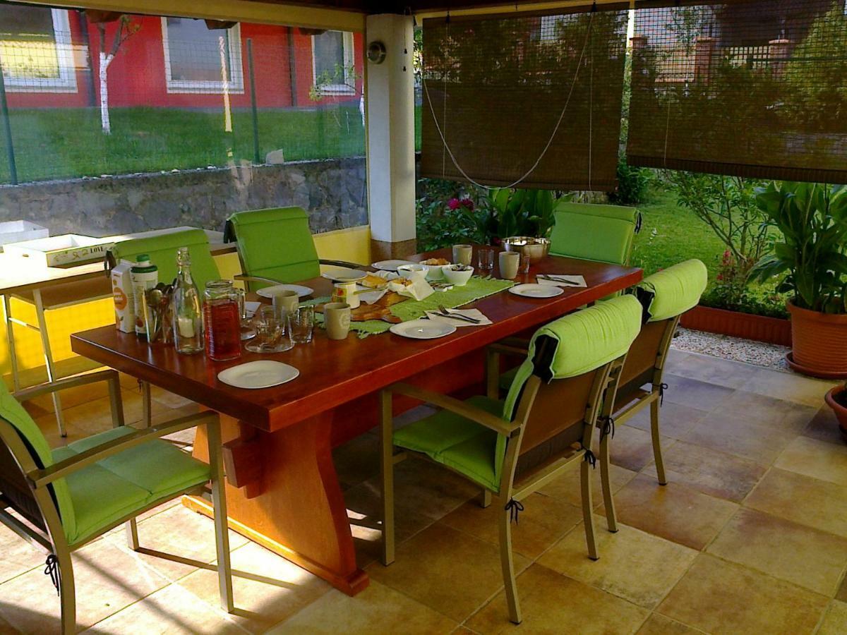 Yellow Dreamhouse โพสโตยนา ภายนอก รูปภาพ